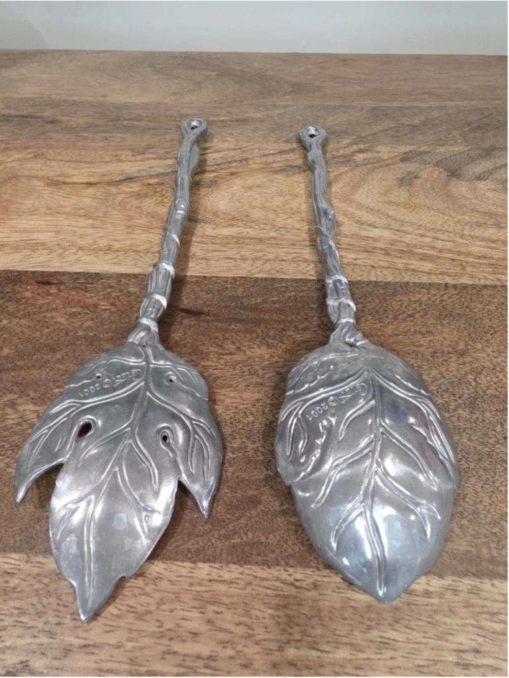 VTG Arthur Court Tong Set Grape Vine Leaf Salad 2 pc Fork Spoon Silver Aluminum
